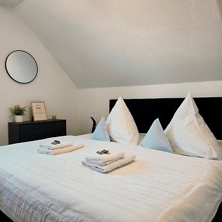 Ama Home Apartment In Hiddenhausen - Wlan, Smart-Tv - Nahe A30 & A2 - Nur 10 Min Von Herford Exterior foto